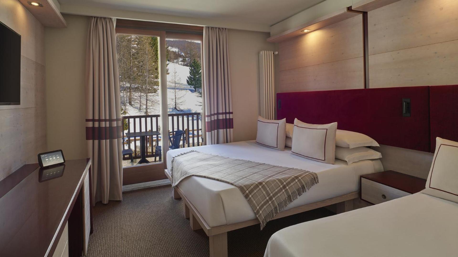 Hotel Sansicario Majestic Чезана Торинезе Стая снимка